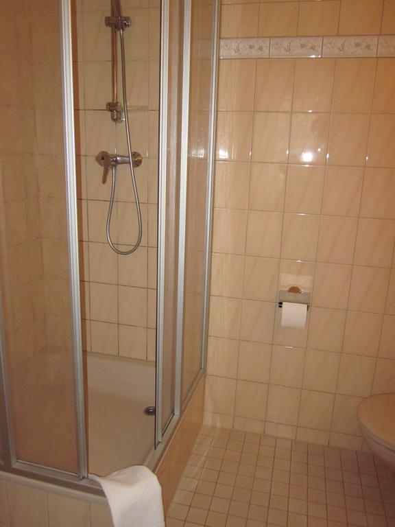 Hotel Garni Weisses Ross Stolberg  Phòng bức ảnh