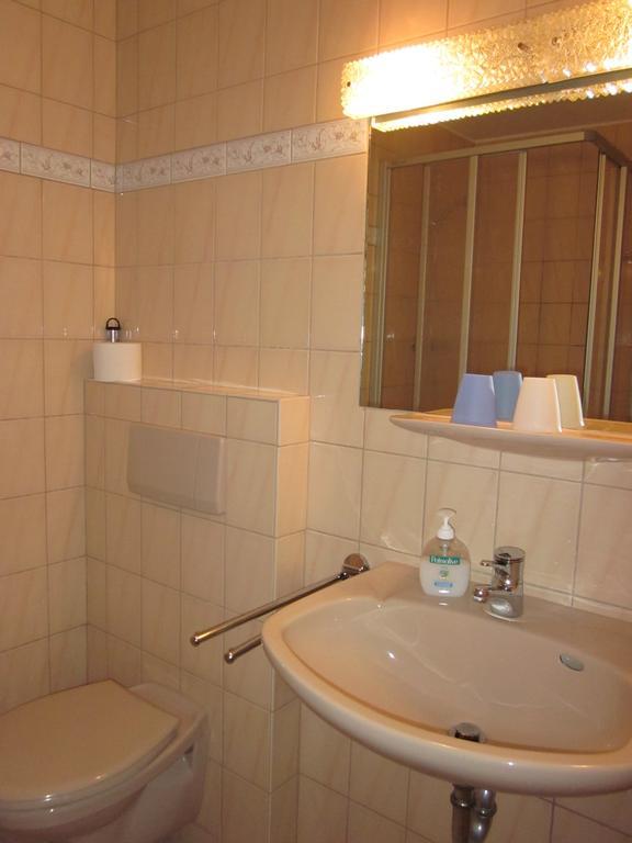 Hotel Garni Weisses Ross Stolberg  Phòng bức ảnh
