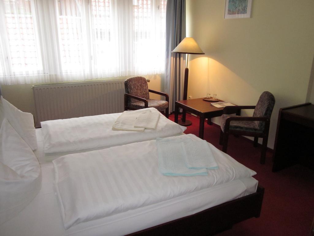 Hotel Garni Weisses Ross Stolberg  Phòng bức ảnh